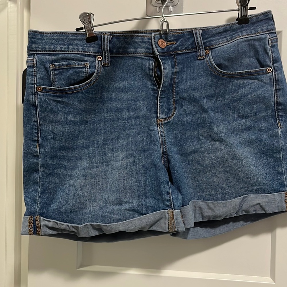 Sonoma denim shorts.